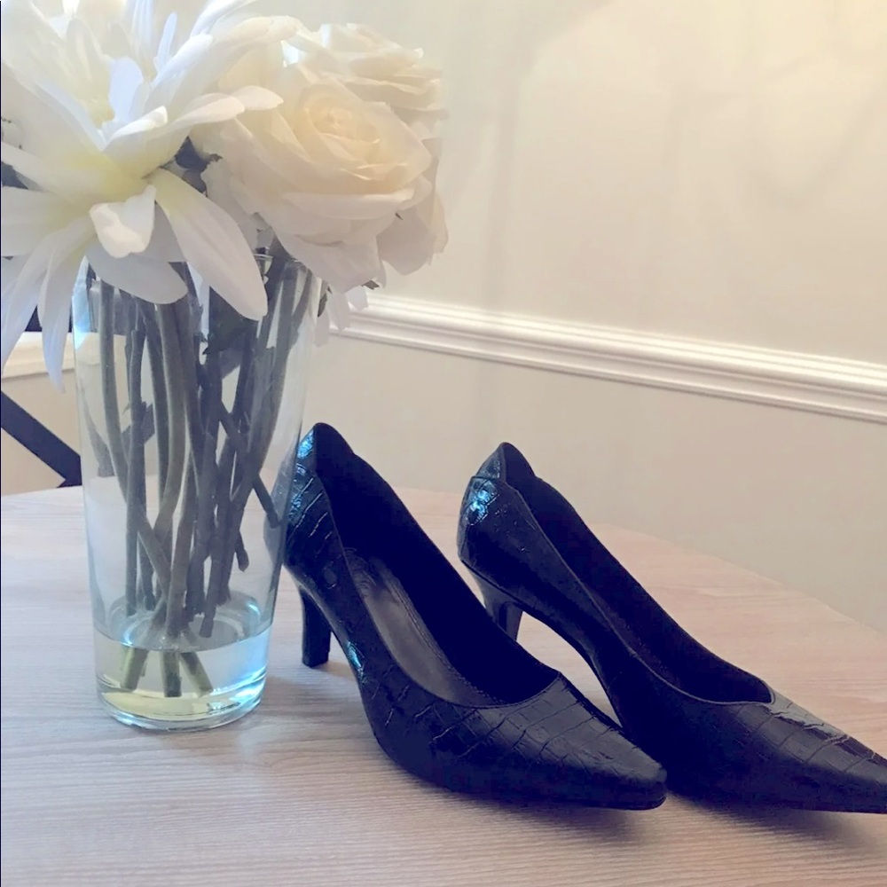 Black heels